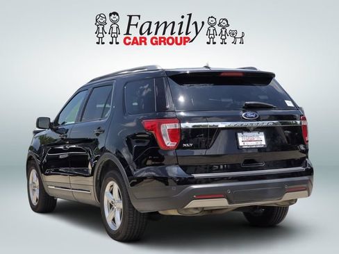 Used 2019 Ford Explorer XLT w/ Equipment Group 202A FWD image 3