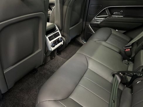 New 2026 Land Rover Range Rover SE AWD/4WD image 25