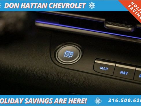 Used 2024 Hyundai Elantra SEL image 11