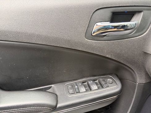 Used 2014 Dodge Charger SE image 13