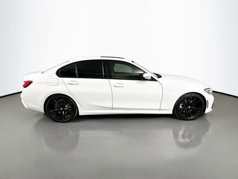 Used 2022 BMW 330i Sedan w/ M Sport Package image 4