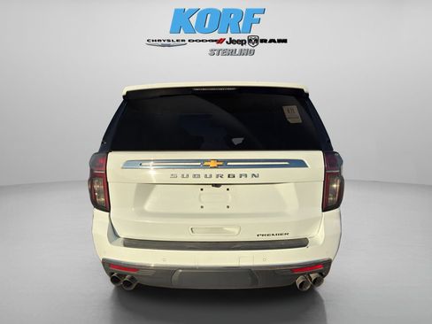 Used 2023 Chevrolet Suburban Premier image 5