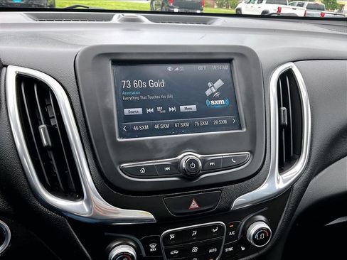 Used 2018 Chevrolet Equinox LT FWD image 25