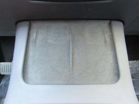 Used 2023 Tesla Model Y Long Range image 43