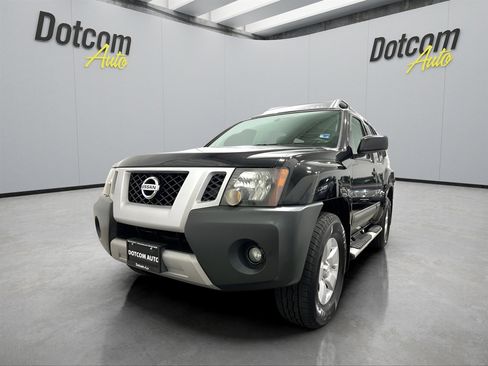 Used 2012 Nissan Xterra S w/ Value Package image 3