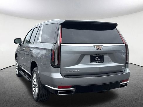 Certified 2023 Cadillac Escalade Premium Luxury image 19