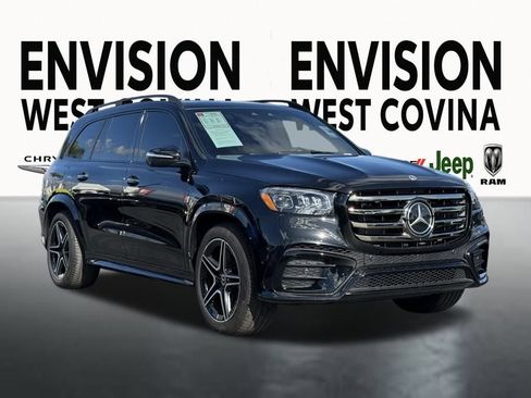 Used 2025 Mercedes-Benz GLS 450 4MATIC image 2