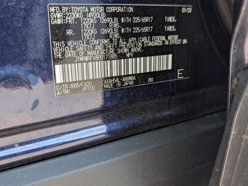 Used 2023 Toyota RAV4 XLE w/ Convenience Package AWD/4WD image 13