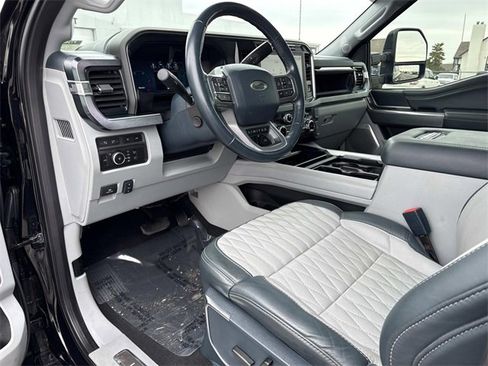 Used 2023 Ford F250 Limited w/ FX4 Off-Road Package image 10