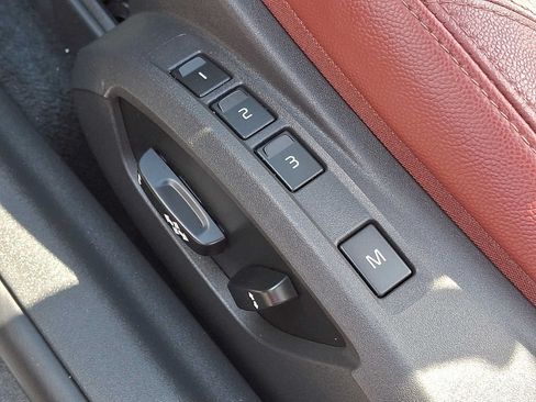 Used 2013 Volvo C70 T5 FWD image 12