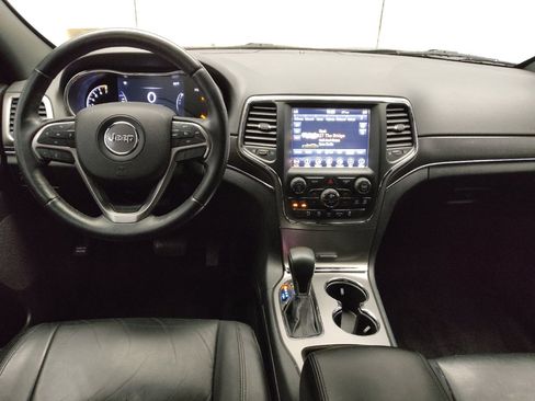 Used 2018 Jeep Grand Cherokee Limited w/ Trailer Tow Group IV image 22