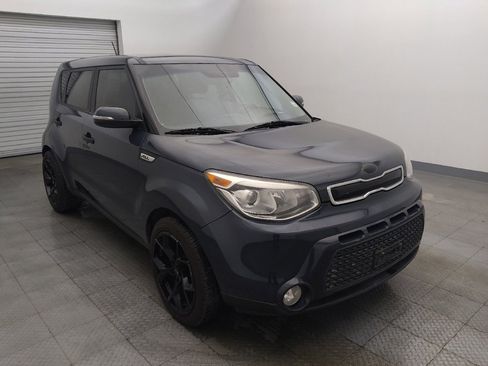 Used 2015 Kia Soul ! FWD image 13