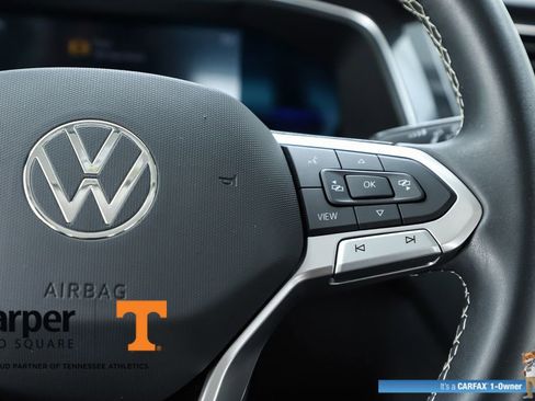 Used 2022 Volkswagen Tiguan SE FWD image 22