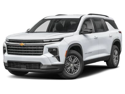 Used 2025 Chevrolet Traverse LT w/ Sun and Wheel Package