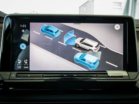 New 2026 Volkswagen Atlas SE FWD image 45