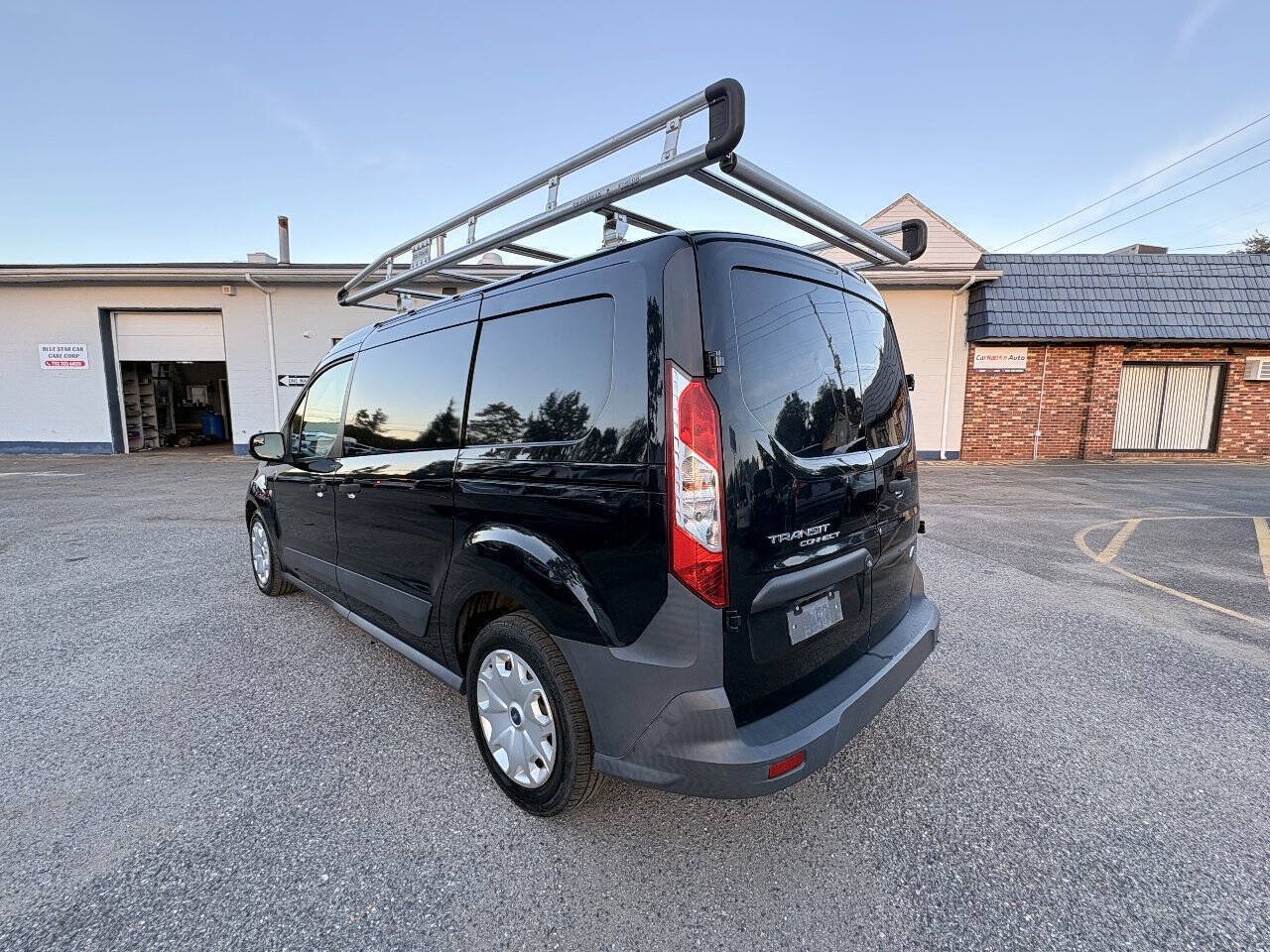 Used 2018 Ford Transit Connect XL FWD image 10