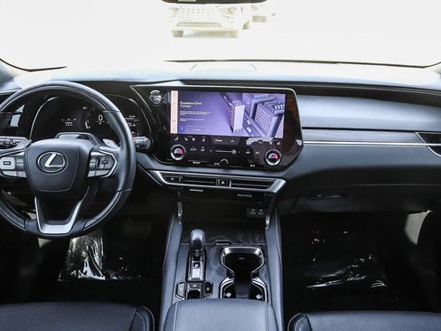 Used 2025 Lexus RX 350 Premium w/ Convenience Package FWD image 15