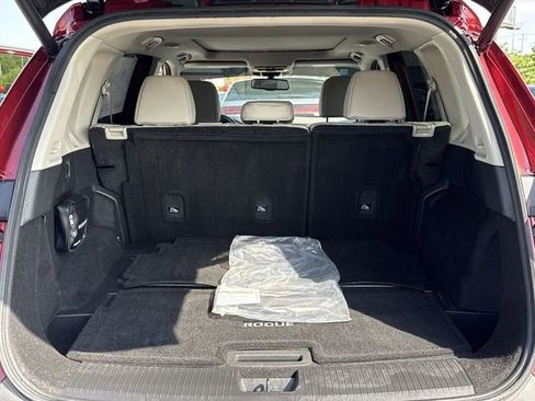 Used 2022 Nissan Rogue SL w/ SL Premium Package FWD image 13