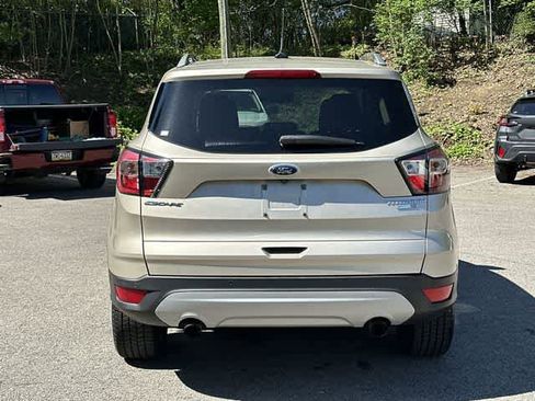 Used 2018 Ford Escape Titanium AWD/4WD image 4