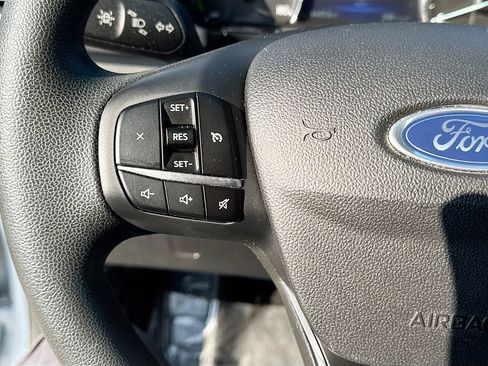 Used 2022 Ford Escape SE image 8