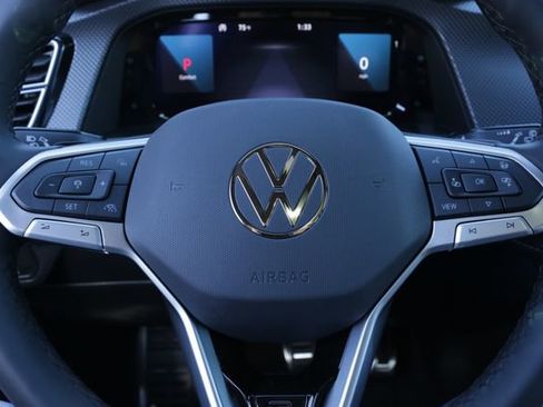 New 2026 Volkswagen Atlas Cross Sport SEL Premium R-Line image 12