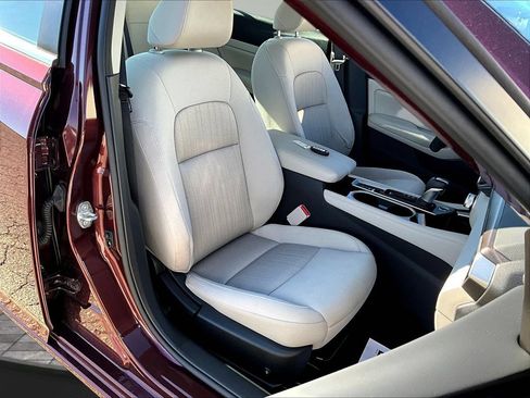 Used 2023 Nissan Altima 2.5 SV AWD/4WD image 31