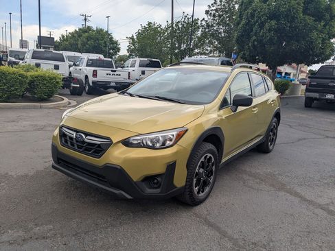 Used 2023 Subaru Crosstrek 2.0i AWD/4WD image 10