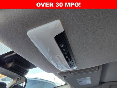 New 2025 Nissan Versa SV w/ Trunk Package image 21