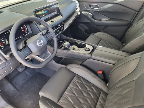 New 2026 Nissan Rogue Platinum w/ Platinum Premium Package image 7