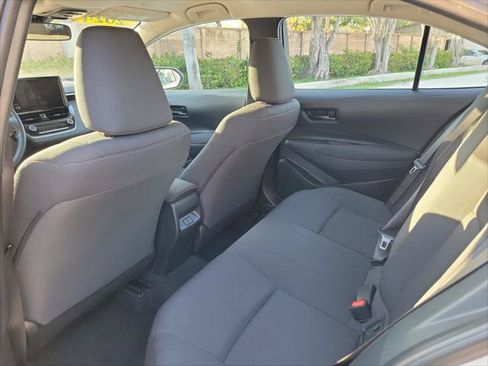 Used 2024 Toyota Corolla LE FWD image 12