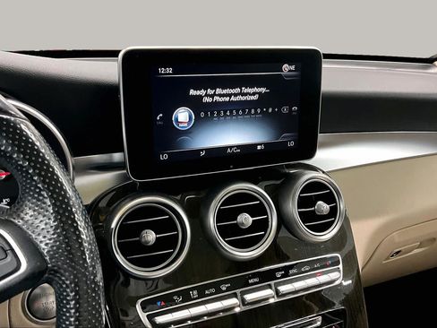 Used 2016 Mercedes-Benz GLC 300 image 6