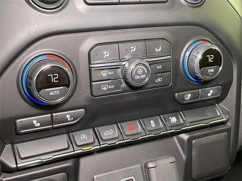 Used 2020 Chevrolet Silverado 1500 LT w/ All-Star Edition image 26