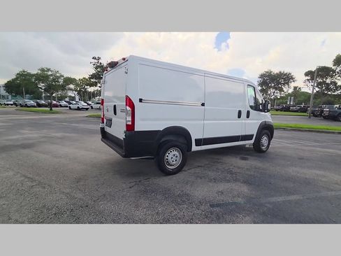 Used 2025 RAM ProMaster 2500 w/ Convenience Group FWD image 39