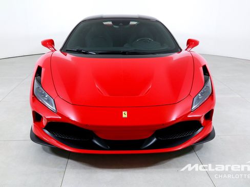 Used 2020 Ferrari F8 Tributo RWD image 4