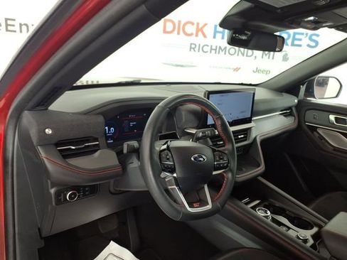 Used 2025 Ford Explorer ST AWD/4WD image 12