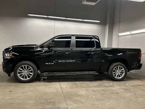 Used 2023 RAM 1500 Laramie AWD/4WD image 2