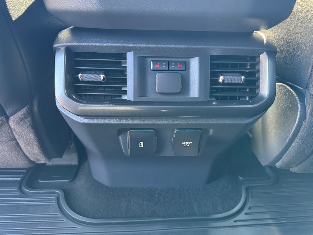 Used 2022 Ford F150 Lariat w/ Equipment Group 502A High AWD/4WD image 47