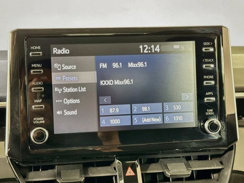 Used 2020 Toyota Corolla LE FWD image 21