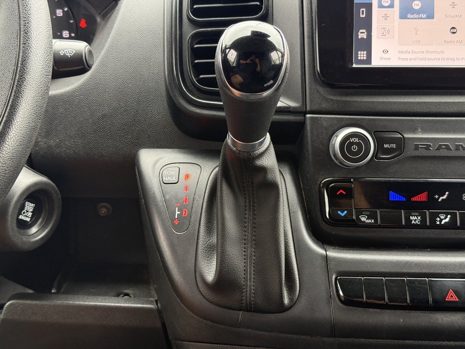 Used 2023 RAM ProMaster 2500 FWD image 16
