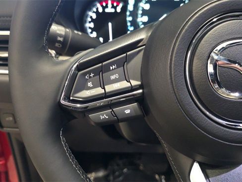 New 2025 MAZDA CX-5 Signature image 28