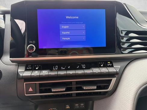 Used 2026 Toyota Camry SE w/ Convenience Package FWD image 15