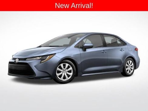 Used 2024 Toyota Corolla LE FWD image 1