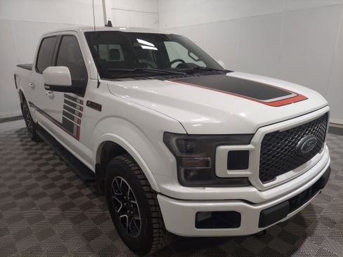 Used 2019 Ford F150 Lariat w/ Equipment Group 502A Luxury AWD/4WD image 4