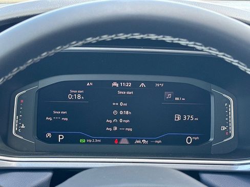 New 2025 Volkswagen Taos SEL image 33