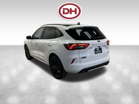 New 2026 Ford Escape ST-Line Elite w/ Premium Technology Package AWD/4WD image 9