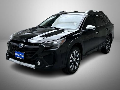 Used 2023 Subaru Outback Touring XT AWD/4WD image 1
