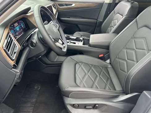 New 2026 Volkswagen Atlas SE FWD image 15