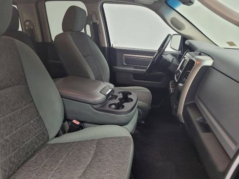 Used 2015 RAM 1500 Big Horn RWD image 21