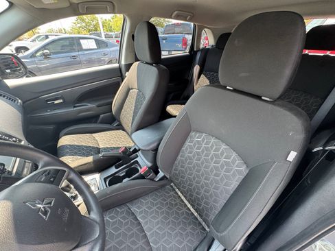 Used 2024 Mitsubishi Outlander Sport ES AWD/4WD image 15