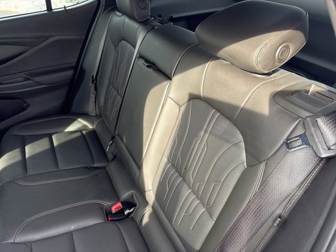 Used 2024 Buick Envista Avenir image 14